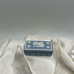 Wedgwood Oblong Trinket Box.
